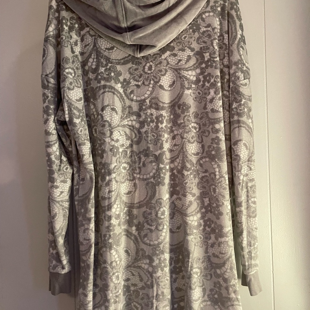 Gray Floral Hooded Pajama Top